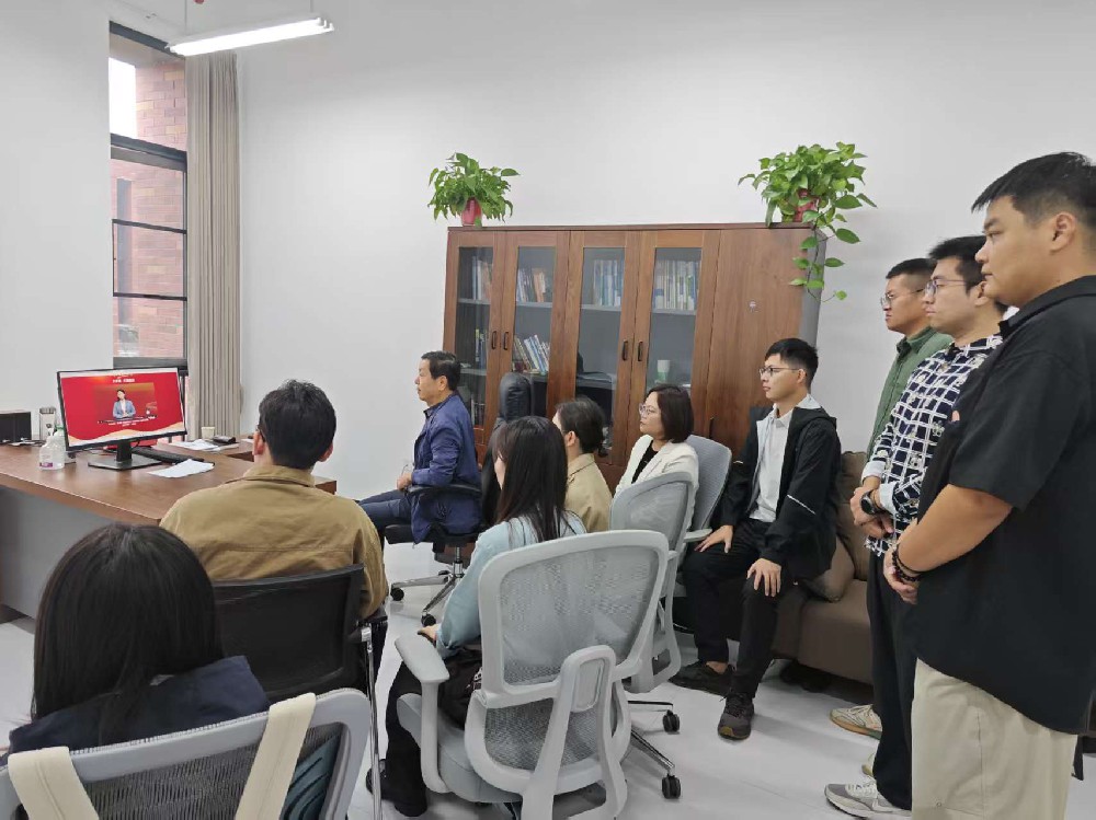 建工学院全体教师学习五四精神